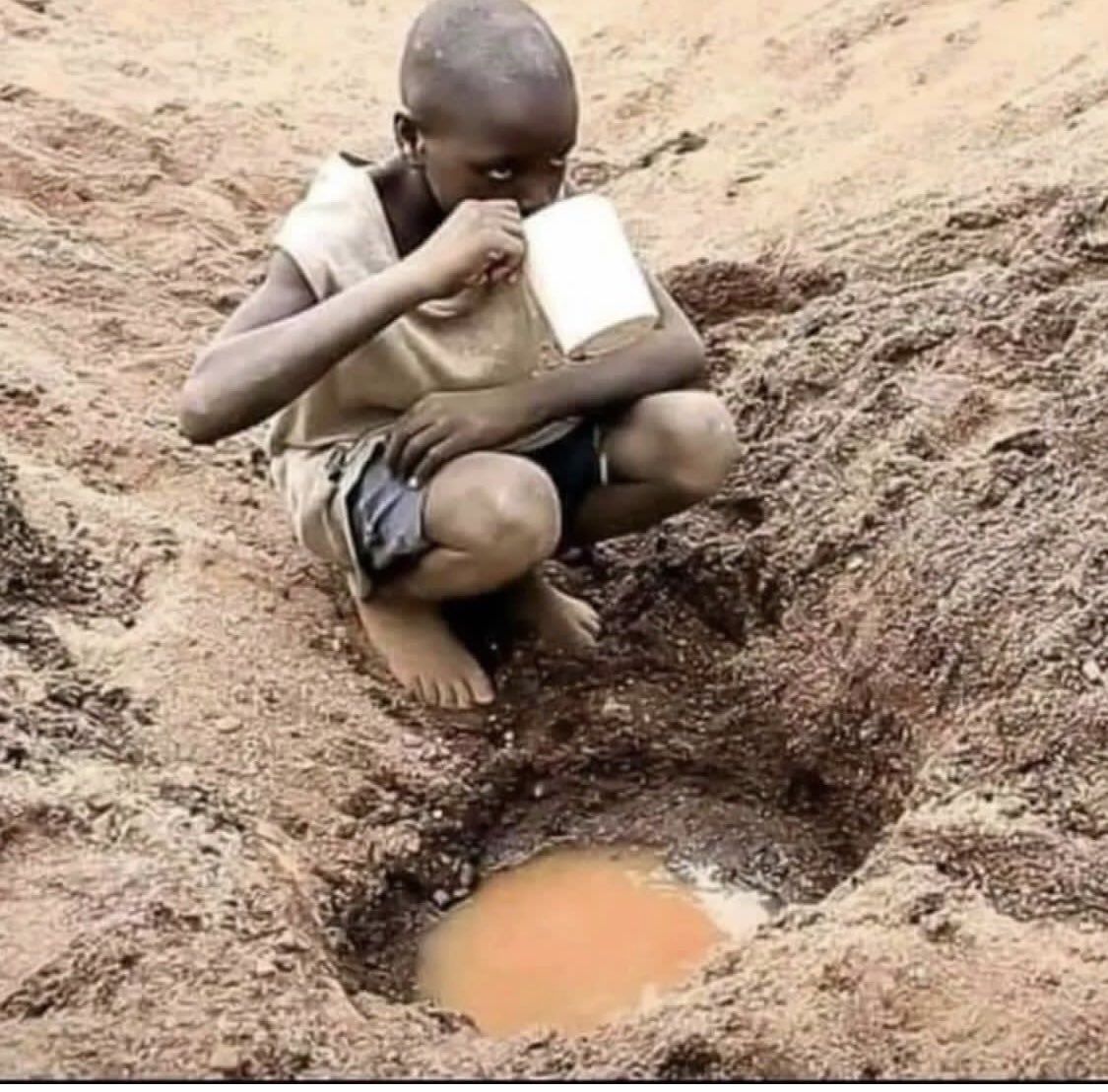 What if this is your drinking water. For a young boy it is. #climatechange disproportionately affects children who are already living in poverty. We need to act now @UNICEFUganda @UNFCCC @UNFPAUganda @UNEP @HarrietUganda @vanessa_vash #ClimateAction #watercrisis