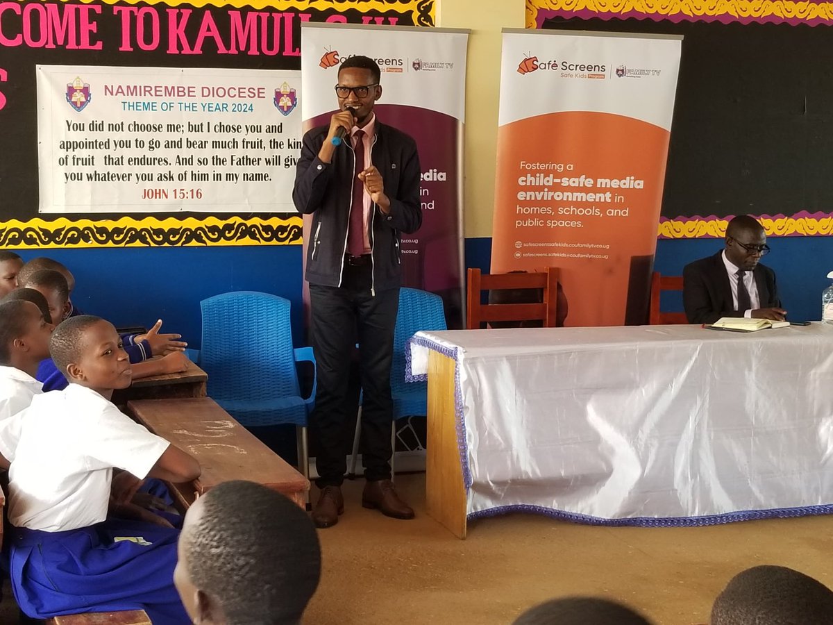 Engaging with the pupils was incredibly fruitful as we empowered them on thriving in the digital age while staying shielded from potential harm. 💻🛡️ 2/4
#SafeScreensSafeKids #DigitalEmpowerment #COUFAMILYTV #BuildingTheFuture