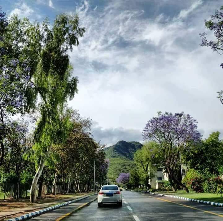 EcoVibeExplorer's tweet photo. Islamabad, one of the most beautiful capital cities in the world..
#RediscoverPakistan #DestinationPakistan https://t.co/dqXTZ1iG6L
