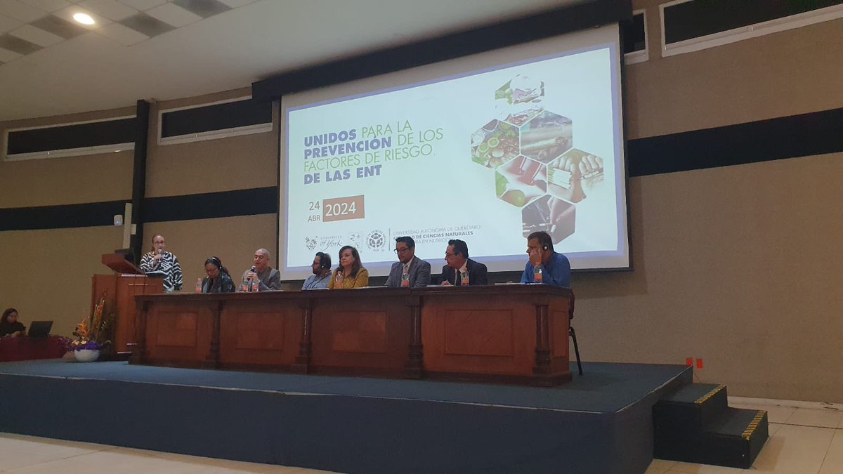 🎉 Thrilled to launch ASTRA disimination event with the Vice Chancellor of the Autonomous University of Queretaro, health authorities, and ASTRA partners. Together, we're paving the way for innovative health solutions. #publichealth #globalhealth #HealthInnovation