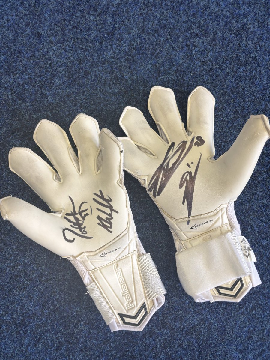 Win a pair of signed Keepers gloves. Butland, McCrorie, Wright & McLaughlin all signed. Only 300 tickets @ £2. Tickets selling quickly (252 remaining). Click Link rydc.co.uk/product/raffle… @ibroxrocks @4ladshadadream @RangersReview55 @Follow_Follow_ @RangersRabble @RickiNeill…