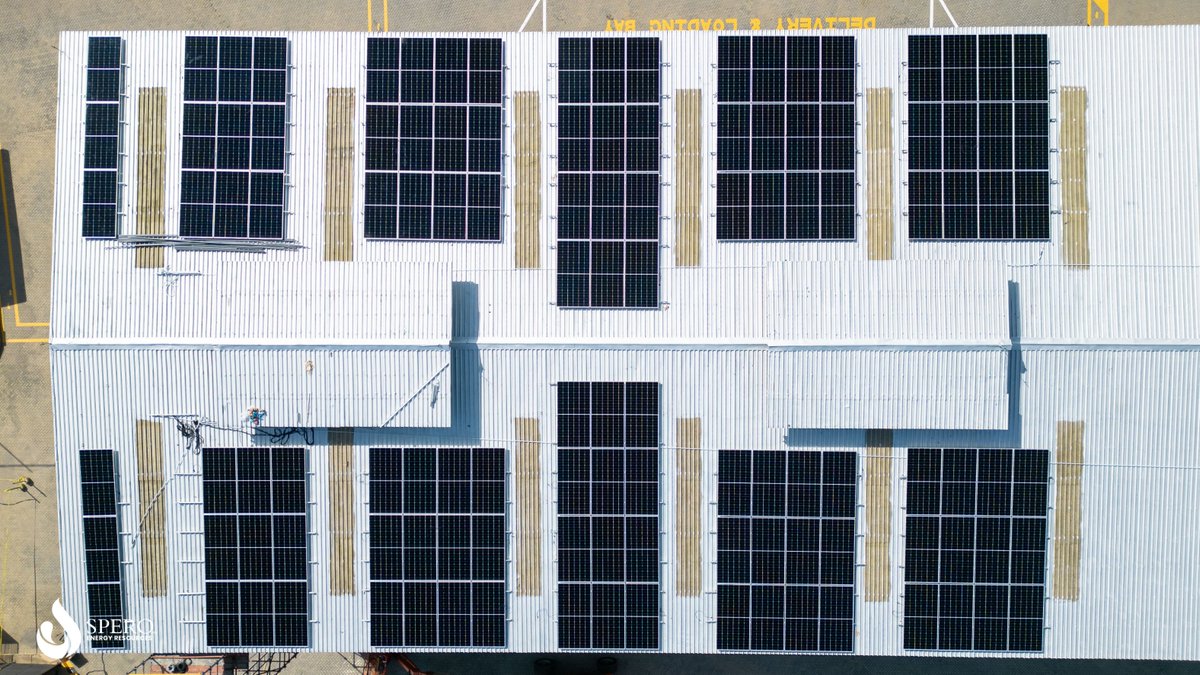 Speroenergy's tweet photo. 🌞 Another successful solar installation completed by the Spero Energy Resources  Team in Takoradi! ☀️ A 65kW/45kWh solar system, bringing clean, renewable energy to the heart of a reputable firm in Takoradi.

#SolarPower 
#RenewableEnergy 
#Takoradi
#Sustainability https://t.co/4WJdXKVRiU