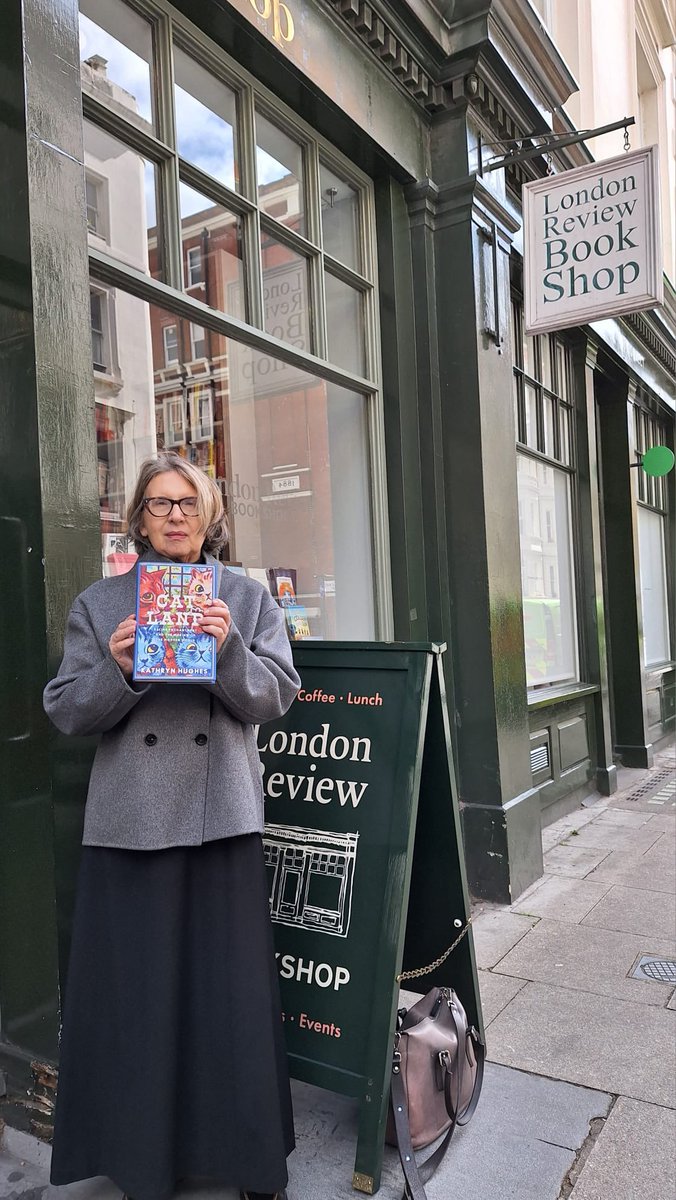 FMcMAssociates's tweet photo. Had the loveliest morning signing books with Kathryn Hughes, author of #Catland – out tomorrow from @4thestatebooks!
Thank you to all the wonderful bookshops and booksellers that welcomed us today at @gowerst_books, @LRBbookshop, @Dauntbooks and @Foyles ✨ https://t.co/lTTUWJo9hQ
