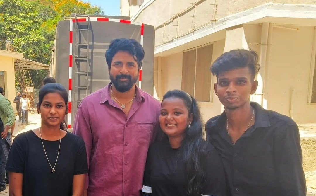 . Latest Pic Of Anna ❤

#Amaran #Sivakarthikeyan #Sk23