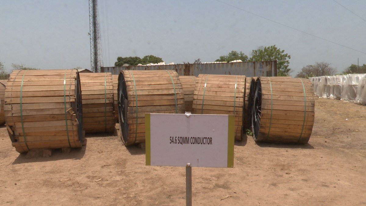 Recently, Hon. Minister @Meccnar_Gambia launched the ECOWAS Regional Electricity Access Project in Jarra Soma, aiming to bring electricity to over 295 communities across WCR, LRR, NBR & CRR with a $66M grant from the World Bank.