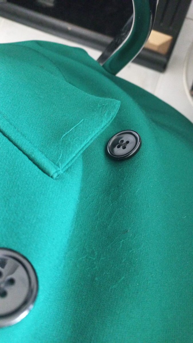 Melike Tatar'dan bir takım aldım  iki giymede  tiftiklendi, tüylendi. İadesi kabul  edilmedi. Hiçbir şekilde  ilgilenilmedi.