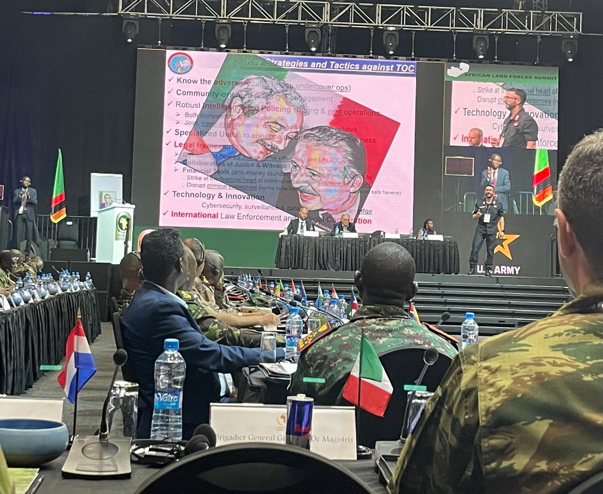 Frames and good vibes from the @CoESPU_Director’s lecture at the #ALFS24, Plenary Session 3 on <<Combating Transnational Criminal Organizations>>, 🇿🇲 #Livingstone, #Zambia: the video will be available soon on 👉 @SETAF_Africa’s ww.youtube.com/@SETAF_Africa #StrongerTogether #CoESPU
