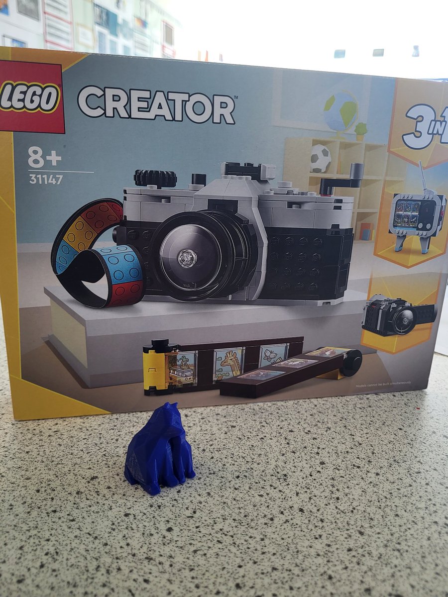 vcmooreartist's tweet photo. A very fun gift from one of my higher photography pupils today and another lovely 3-D printed model to add to the collection 🥰 https://t.co/0lpILYKiwA