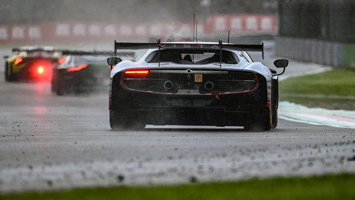 Ferrari Races tweet media