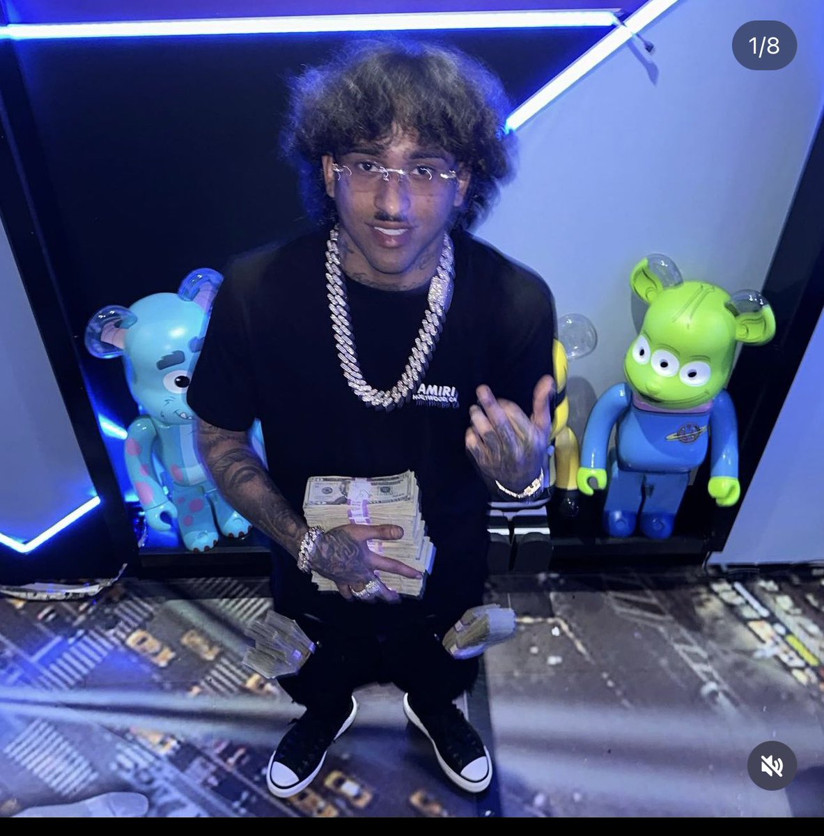 AlexCremeto's tweet photo. Coño pero chiquito tiene un flowww!!! 😭💀🤣 https://t.co/7Soa1eccFe
