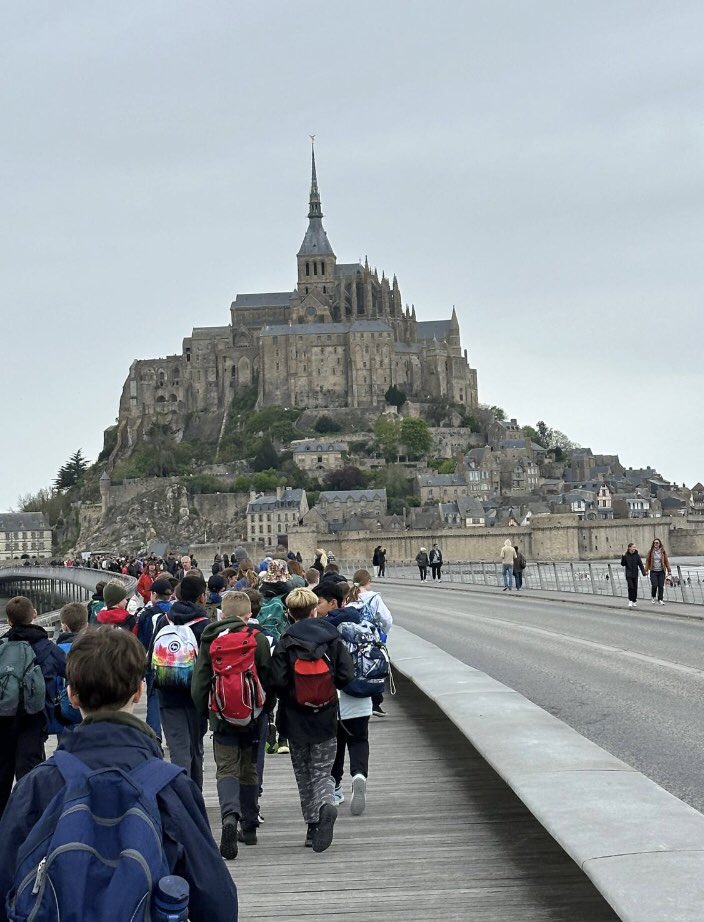Today Year 6 spoke French in an authentic local market at St.Hilaire, followed by a beautiful walk to the UNESCO heritage site at Mont St Michel.