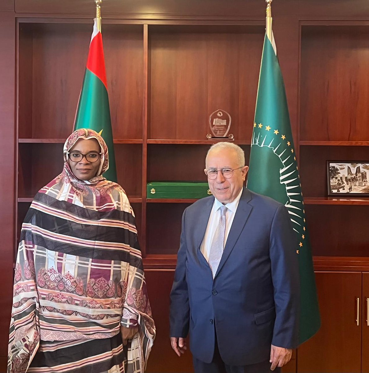 I finalised my consultations in Addis Ababa w/ Ambassador of Mauritania Khadijetou Mbarack Fall as Representative of current President of the African Union. We reviewed the situation in Sudan & stressed the need for enhanced concerted efforts towards breakthrough in peace-making.