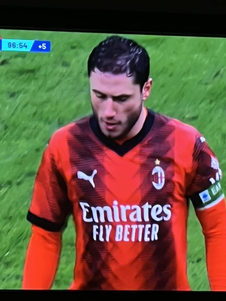 I ragazzi della seconda stella... alzata in faccia

IL PIÙ BELLO DI SEMPRE ⭐️⭐️