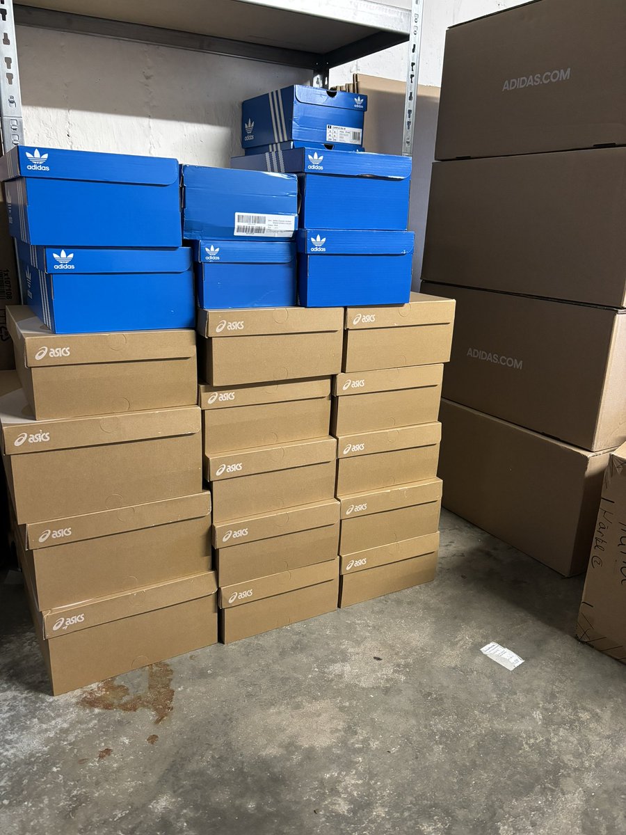 Sales today 📦 | <a href="/escapethebricks/">EscapeTheBricks</a>