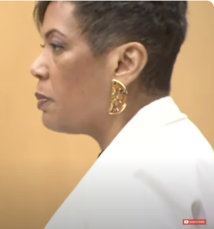 shannonshaming's tweet photo. #trialstyle #courtroomcouture #fashionedjustice Chief Deputy DA Adriane Love is sporting these #omathelabel statement earrings today for the #ysltrial #youngthugtrial 18k gold-plated brass. This brand is Black owned &amp; woman owned. Available at Macy's link in next tweet. #freethug https://t.co/jkf83CkhOn