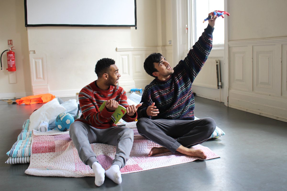 HalfMoonTheatre's tweet photo. 📷 PHOTO DROP PART II📷
Rehearsals for #TenInTheBed have entered the second week. Here’s a sneak peek into what’s been happening.
🛌 Ten in the Bed, by @stevetasane
📷 Touring 4 May-16 June 2024
🧒 Ages 3-8
#FamilyTheatre #KidsTheatre #Touring #TYA #PYA #PhotoDrop #Rehearsals https://t.co/tzI2htB5rl