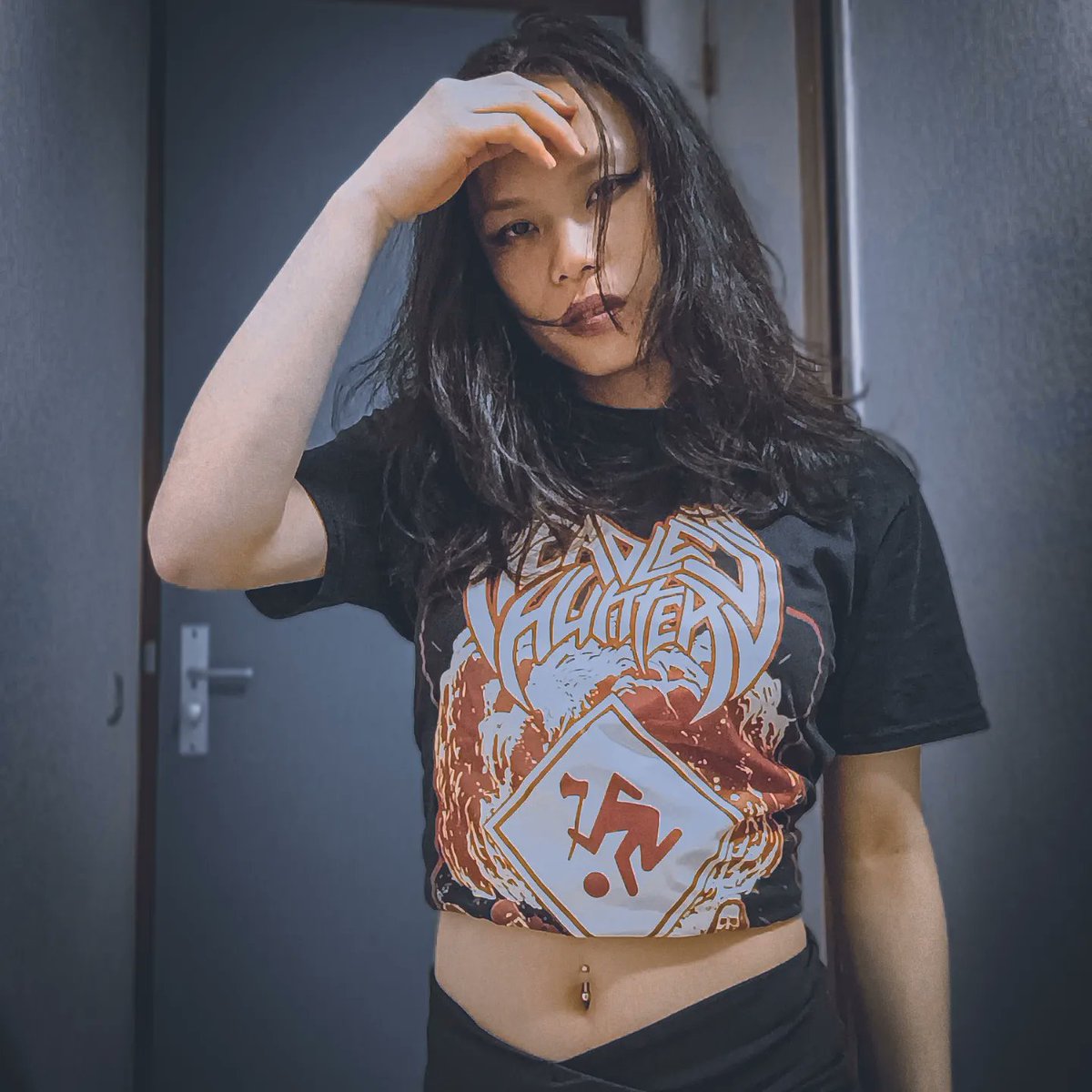 SethAbrikoos's tweet photo. New band 👕!
Swipe for some throwback 📷 I shot of #HeadlessHunter 🎶
.
.
.
#sethpicturesmusic
#sethabrikoos #thrashmetalband #thrashmetalmusic #thrashmetal #metalgirls #altgirls #altgirl #effenaar #eindhoven #metalmerch #fotograaf #concertphotography #concertphotographer
🤘✌️ https://t.co/u3tiW2oDwe