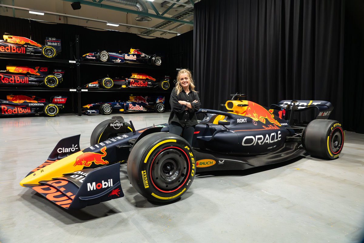 Izzy Hammond goes behind the curtain at Oracle Red Bull Racing 👀 Watch the full video on the DriveTribe YouTube channel #f1 #redbull #f1racing