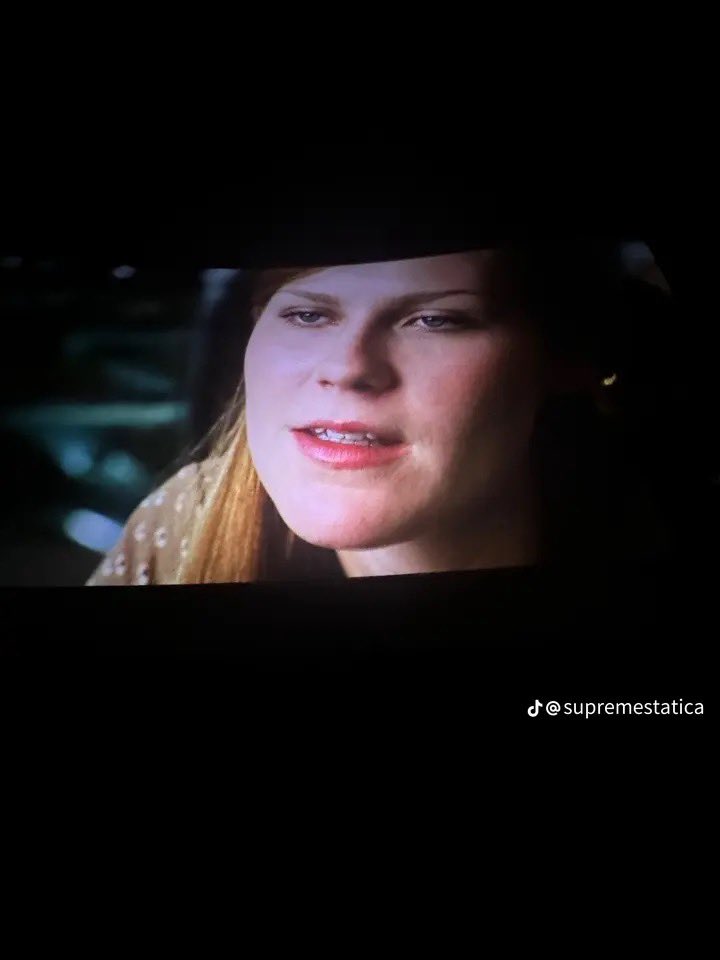 VAULT96283's tweet photo. do NOT sit in the front row when watching Spider-Man 2 https://t.co/phkPHBaEd8