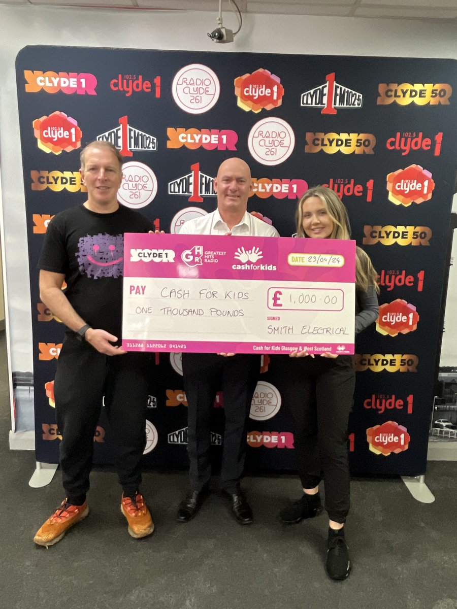 Thank you to Smith Electrical who came in to visit the studio yesterday! 😍 They have donated an incredible £1000 to help children across Glasgow & the West ♥👏