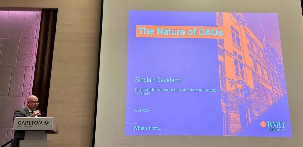 Funded by the @ethereum, Professor @SincDavidson presents his research on #DAOs at the #ISC2024:

#Blockchain #Crypto #Web3 #BBA #Singapore