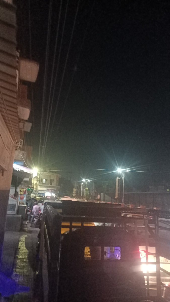 vikasdubey77777's tweet photo. Highly Rush traffic 1 hours and above near DRM Railway OFFICE LAHARTARA VARANASI.
Pls do needful as soon as possible.
@CVaranas @Varanasi_DM 
@uptrafficpolice https://t.co/jiWOkJWrjb