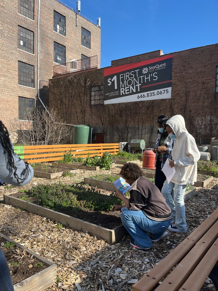 It's #EarthWeek spotlight time! Our Learning Gardens High School Training Program, which immerses high school students in garden-based learning, is in full swing! Students spent their first full week out in the garden learning about different types of soil and decomposers 🌱