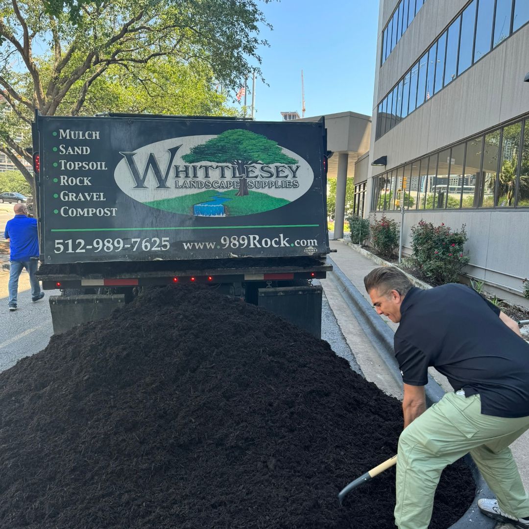 Embassy_ATX_DT's tweet photo. How do we celebrate #EarthWeek? From the ground up! While our Team Members took to mulching various areas around the hotel's front drive, our executive chef distributed milkweed seeds to germinate as food for monarch butterflies. #Hilton #TravelWithPurpose #EarthDay #AustinHotels https://t.co/550opN6ZLG