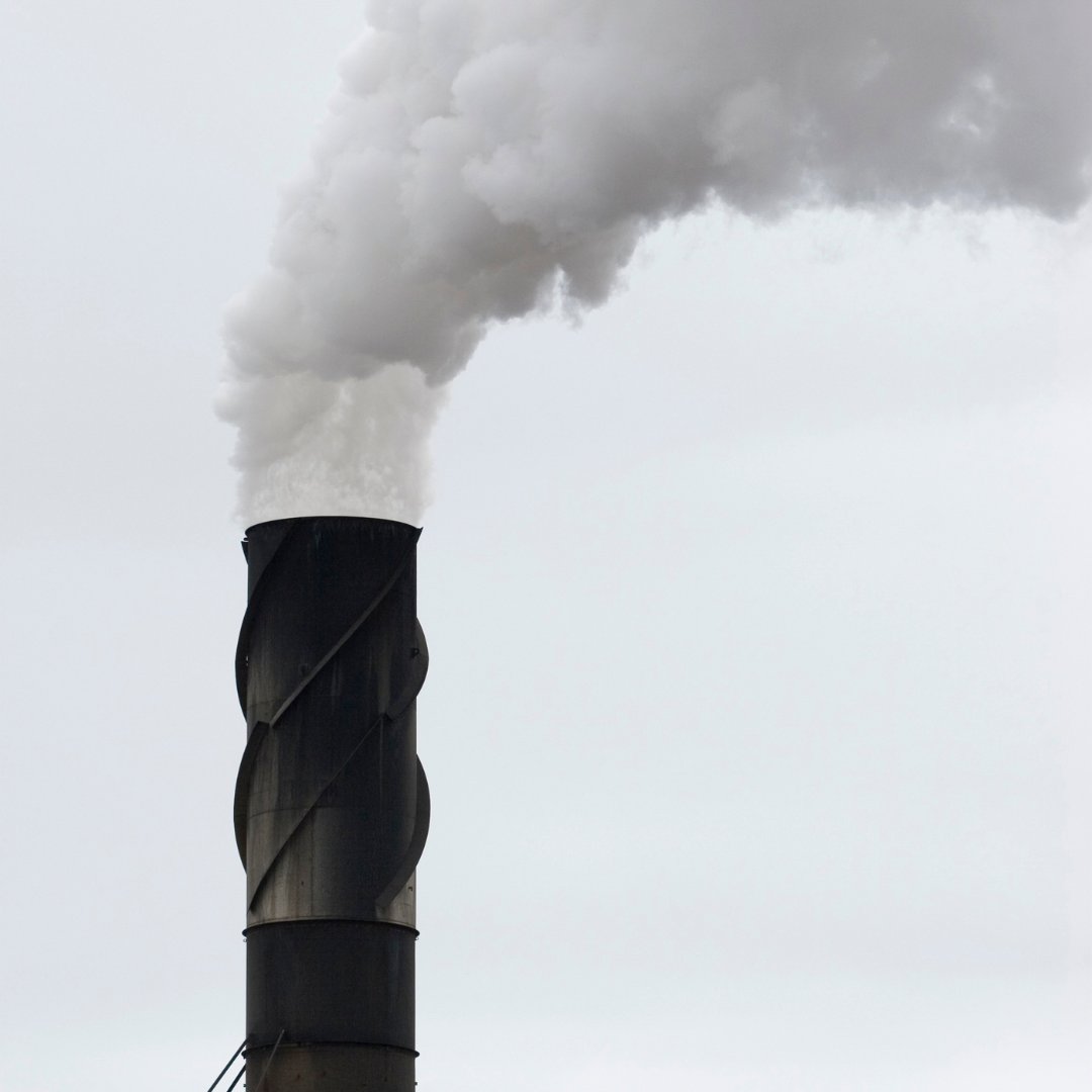 The @EPA's new particulate matter and air quality standards are expected to save countless lives. Learn more here: iqair.com/us/newsroom/ne… #airquality #EPA #soot #airpollution