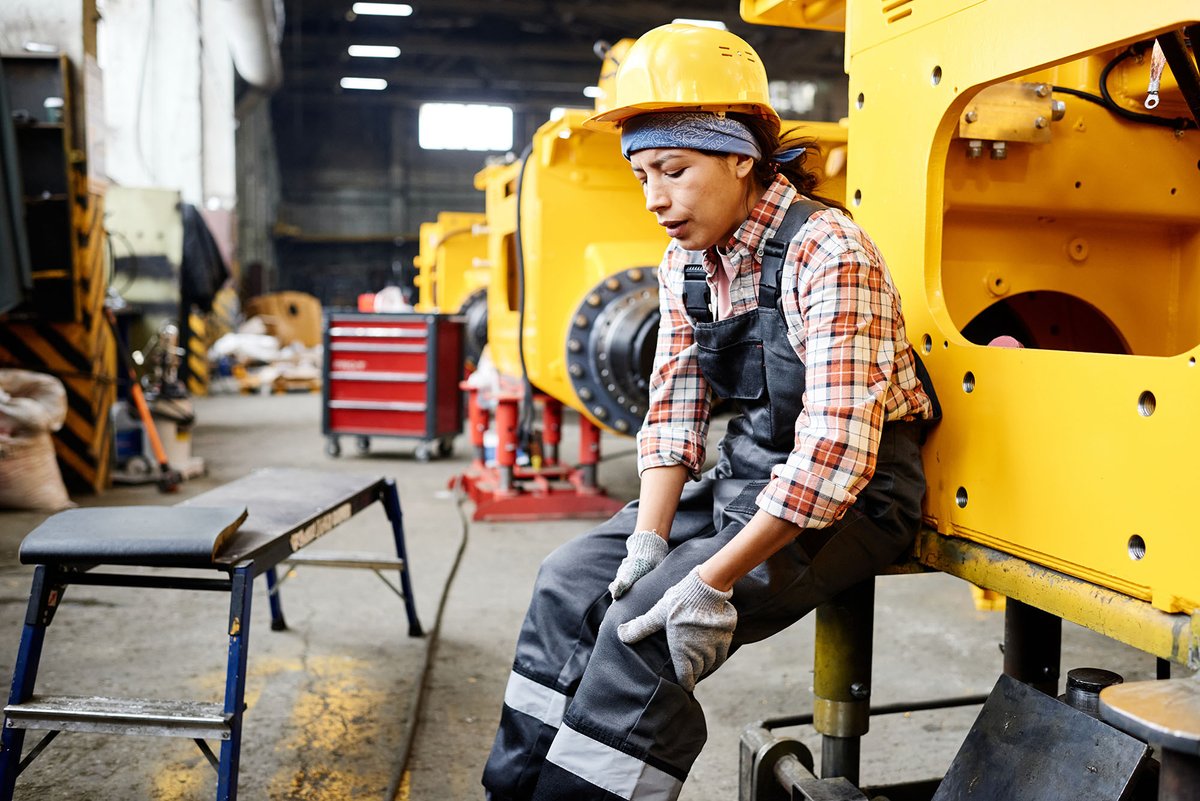 Workplace injuries cost U.S. employers $58 billion annually, with top causes including overexertion, falls, and being struck by objects. Learn more in the latest edition of the Safety Zone newsletter: content.govdelivery.com/accounts/MODOL…