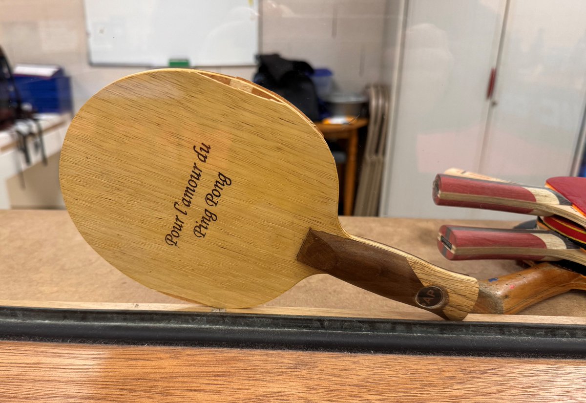 🏓Ph. CHOPIN, @Prefet49, encourage la pratique du sport pour tous. Cet après-midi, il a rencontré Nicolas STERCKEMAN et David PILARD, entraineurs du club @loupsdangers. Fort de ses 238 licenciés, le club est même labellisé FFHandisport (FFH 2**) #tennisdetable #sport #Angers