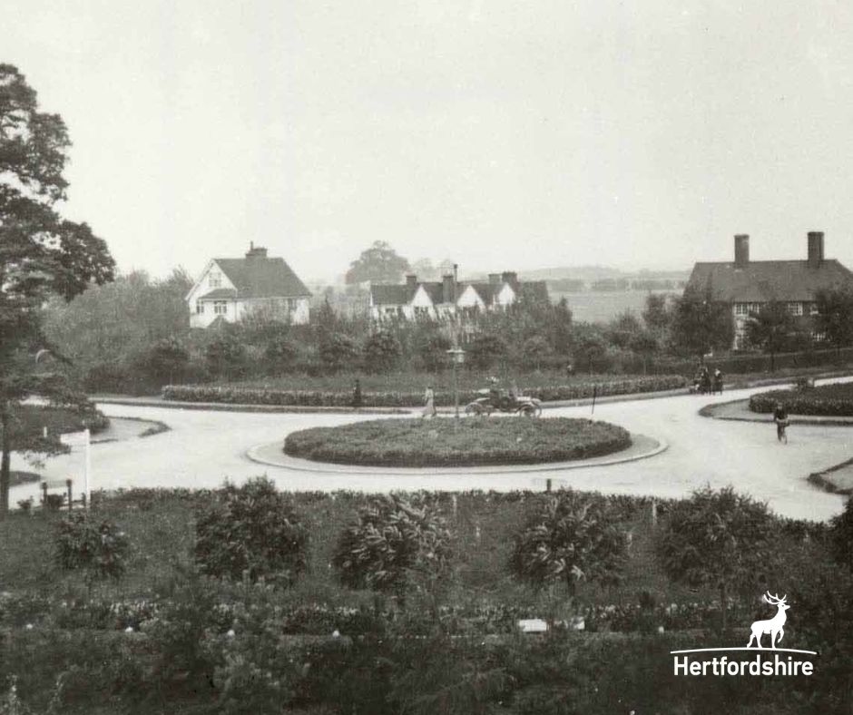 Did you know Letchworth Garden City are the proud owners of 'Britain's First modern Roundabout'? This is just one of many firsts in the county . Find more firsts and other facts in the Hertfordshire Archives via orlo.uk/8ojTr