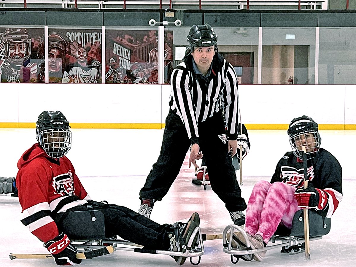 We recently wrapped up our sled hockey season with an exciting intersquad game where participants were able to show off their newly learned skills. The energy in the arena was electric as fans and mascots cheered on their teams! 

#hnj #hockeyisforeveryone #newark