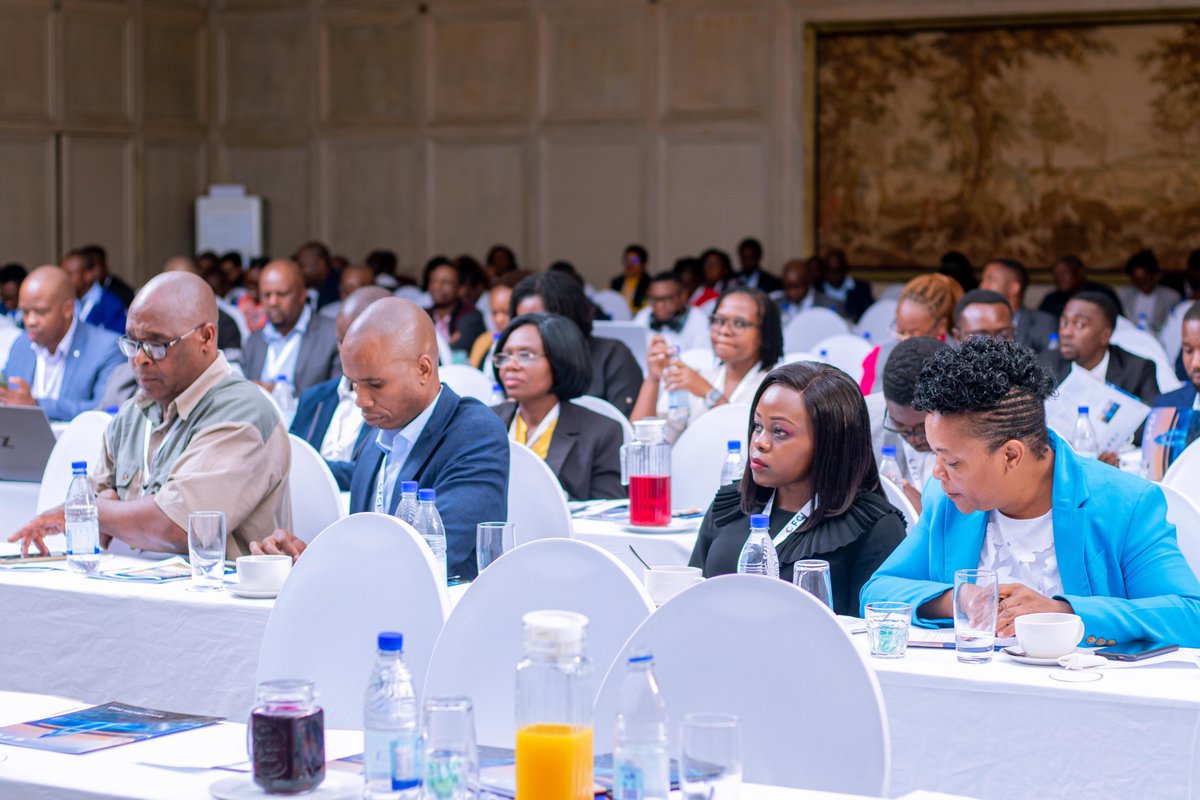 afreximbank's tweet photo. Following the successful conclusion of the Regional Factoring Conference in Harare, our Regional Chief Operating Officer, Client Relations, Southern Africa, Humphrey Nwugo took a moment to express his gratitude to all the attendees for their invaluable contributions to the discussions and more importantly taking time off their busy schedules to attend the event. He extended special thanks to Mrs. Kanayo Awani, Afreximbank Executive Vice President Intra African Trade and Export Development Bank and FCI Board Member for her exceptional leadership and dedication to the event's success, emphasising her vision for supporting SMEs, and leveraging factoring opportunities within Africa.

Mr. Nwugo also expressed gratitude to Neal Harm, FCI Secretary General and the FCI team for their commitment, and Dr. J.T. Chipika, Deputy Governor of the Reserve Bank of Zimbabwe and Mr. Matiza for their impactful contributions, particularly in highlighting challenges and opportunities within the SME sector. He encouraged attendees to seize the opportunities presented by factoring to become ambassadors of change in Africa, embodying the spirit of innovation and collaboration. #Afreximbank #FCI #AfricaFinance #Factoring