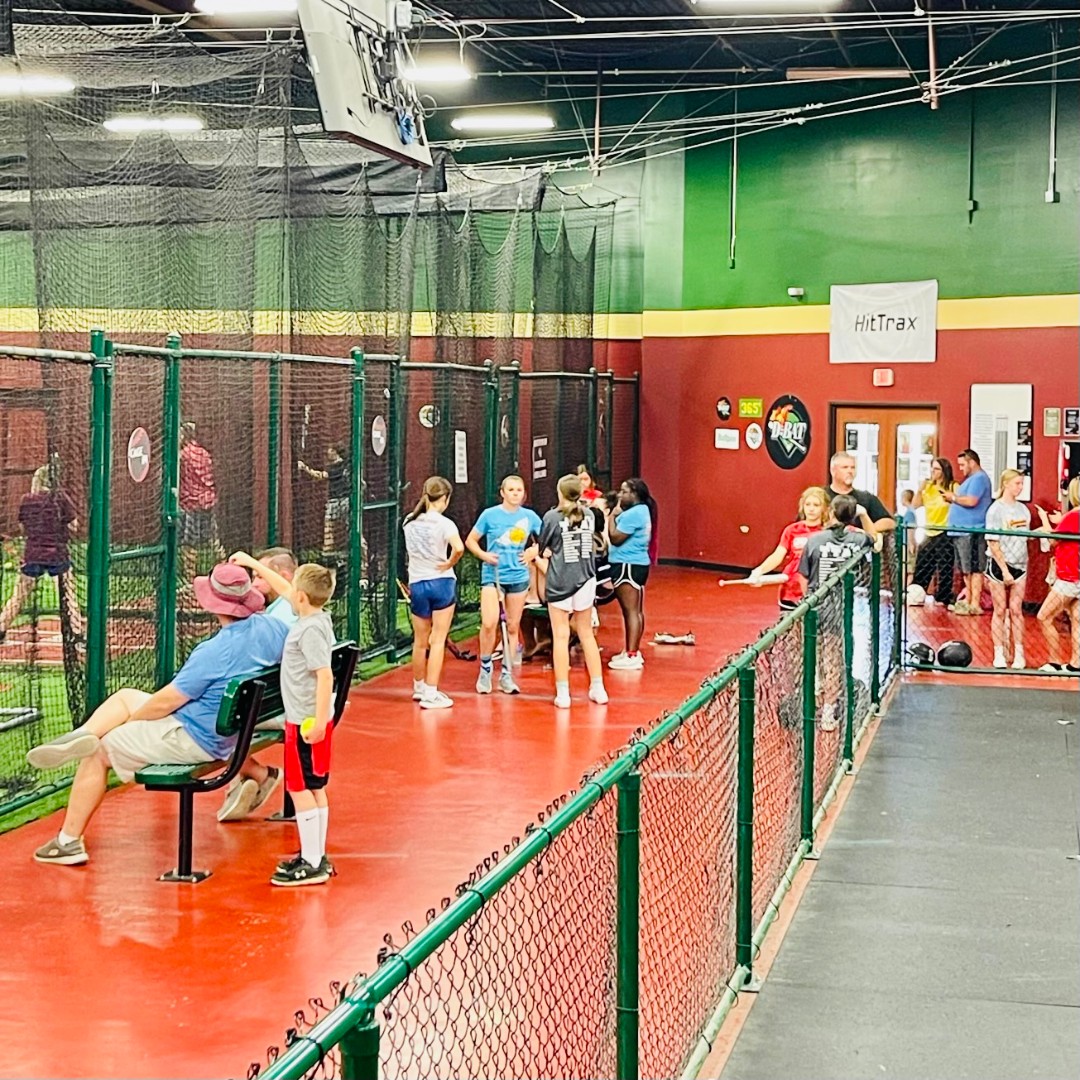 With rain in the forecast, be sure to get your cages booked! Call us at 254-655-8500 to reserve yours today. #itswheretheplayersgo  #IndoorCages #CallToday
