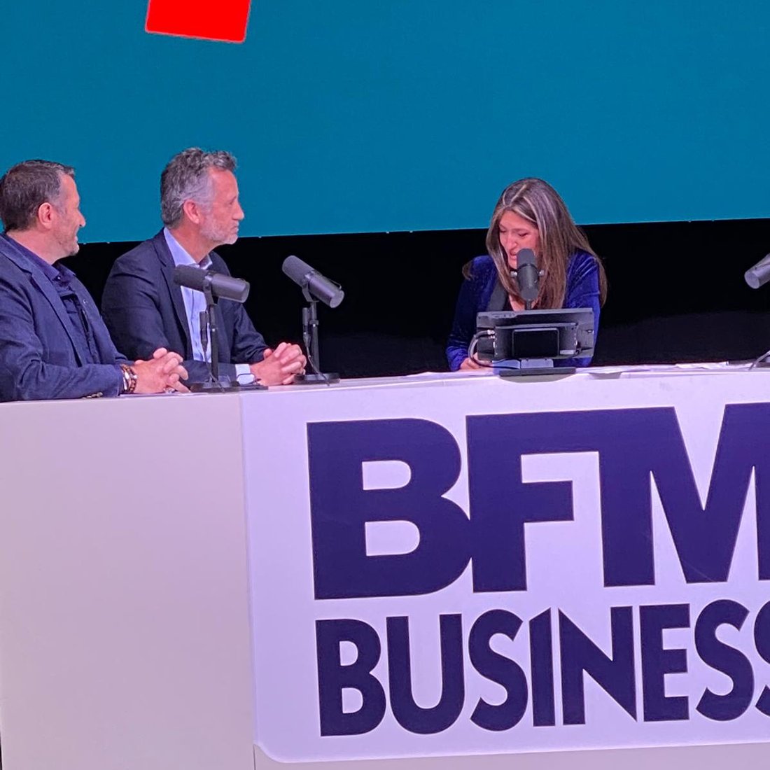 kiloutou's tweet photo. 🟡 Olivier Colleau, Président Exécutif Groupe et Président de la #CAMD est intervenu aujourd'hui dans @bfmbusiness à @intermatparis pour rappeler la création de la CAMD et la nécessité du soutien des pouvoirs publics dans la #décarbonation des matériels de construction. https://t.co/s90mX9xwt2