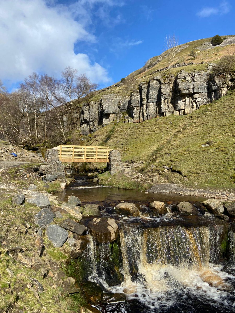 yorkshire_dales tweet picture