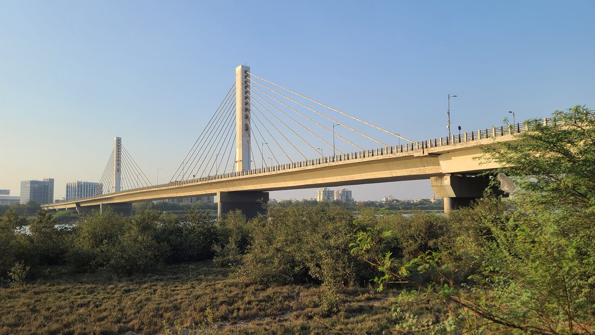 From world's highest rail bridge touching the clouds in the Himalayas over the river Chenab to these types of cable stayed bridges over river Tapti, Surat, Gujarat - an amazing Bharatiya Transformation is underway <a href="/ASCETweets/">ASCE Headquarters</a> <a href="/ASMEdotorg/">ASME.org</a>