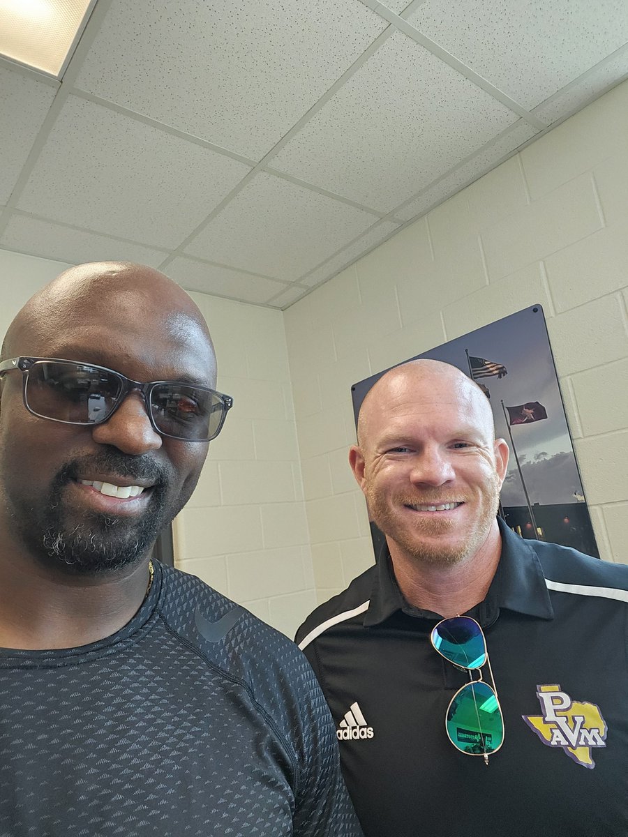 Really appreciate Coach Lemke for coming by @CTHS_RangersFB Our Rangers are excited to connect with your program #SLR #TTP #F4 #StayPurple #RecruitCTRangers @THSCAcoaches @NextLevelD1 @dctf @MaxPreps @Rivals @247Sports @On3Recruits @DfwTopTalent @NPCoachMorgan