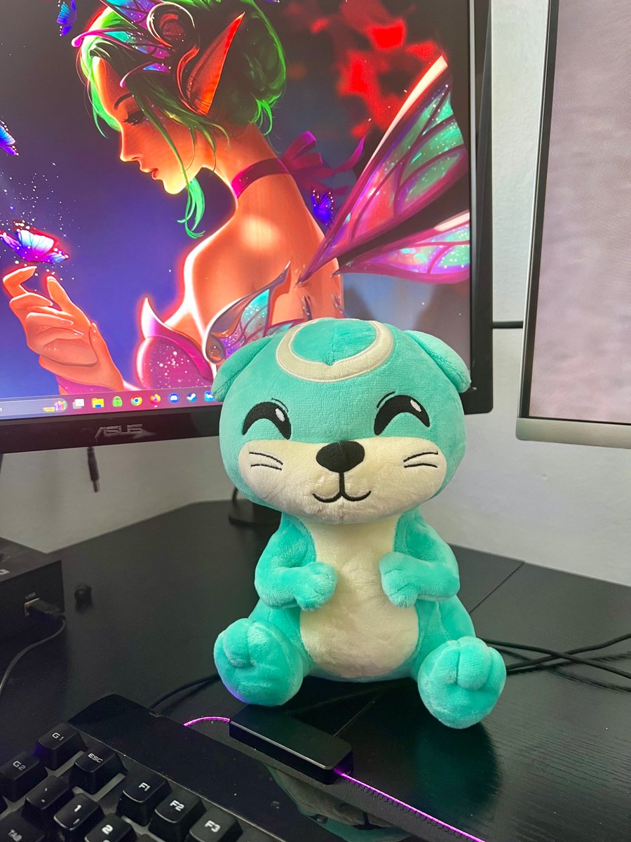 heymonsay's tweet photo. Love my @OtzdarvaYT plushie! It's so cute. https://t.co/S3vZ7XFZuE