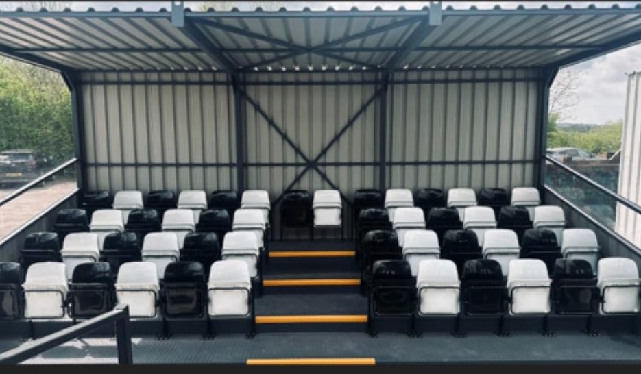 shawburyutd's tweet photo. Shawbury Utd are thrilled to announce our New Football Supporters Stands and finished and ready for delivery to the New Shawbury Utd Ground 🤩
Exciting Times at Shawbury Utd ⚪️⚫️ https://t.co/GGsbdjOOnd