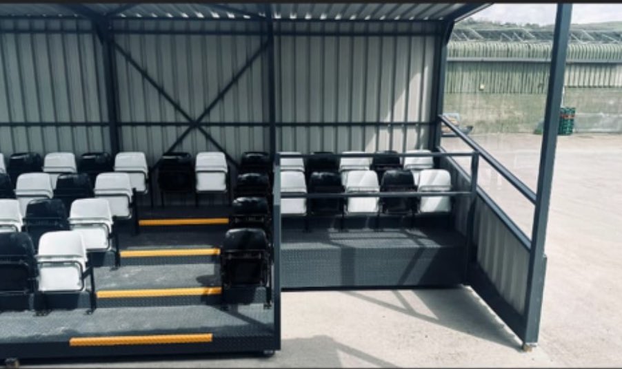 shawburyutd's tweet photo. Shawbury Utd are thrilled to announce our New Football Supporters Stands and finished and ready for delivery to the New Shawbury Utd Ground 🤩
Exciting Times at Shawbury Utd ⚪️⚫️ https://t.co/GGsbdjOOnd