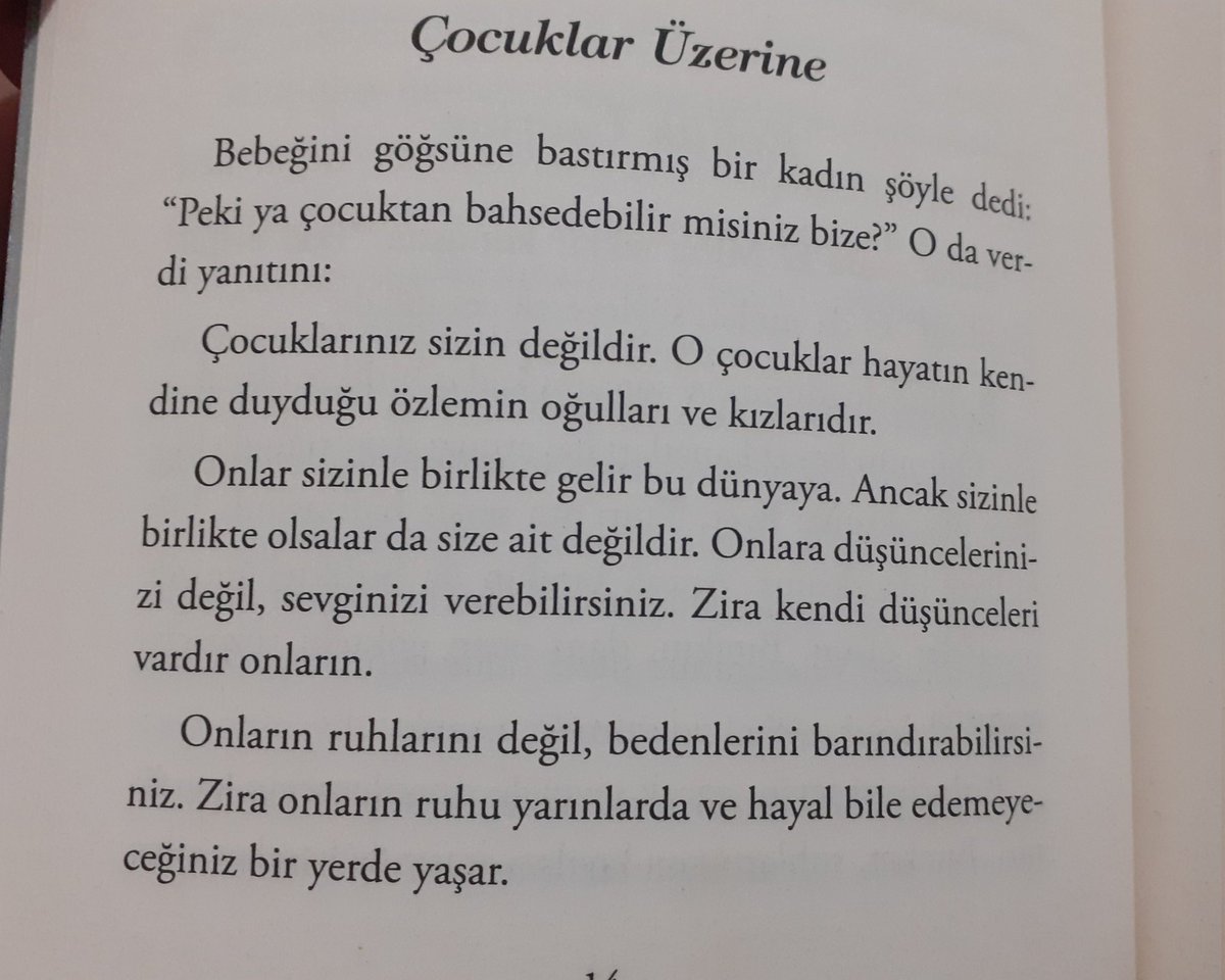 Yaprakh9's tweet photo. Çocuklar üzerine.. Halil Cibran #Ermiş https://t.co/1ZS5rOS3e3