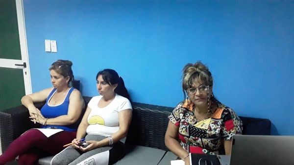 La EAA Camagüey recibe visita de Ayleen Viramontes Arriola y Beatriz Mesa González, Directora Economía y Balance de la OSDE respectivamente.
Con el objetivo del ejercicio de Verificación Interactiva a la actividad comercial.
