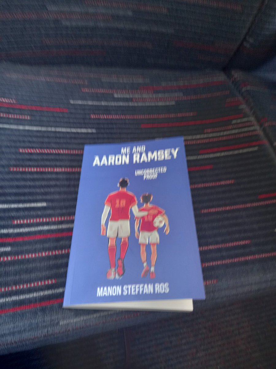 I am loving my triangle journey companion, #MeAndAaronRamsey @FireflyPress this is a beautiful story of football, family, and navigating life between the two. I love the narrative, the content, and the attention to detail. A definite must read 💕💕💕