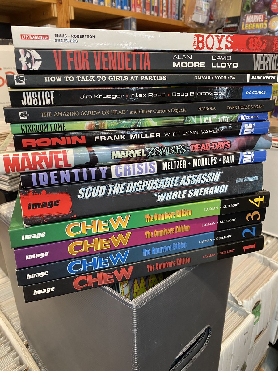 strangeadventrz's tweet photo. some #previouslyviewed gems - $10 each
chew hardcovers go as a set $40 https://t.co/aObxnFRd5x