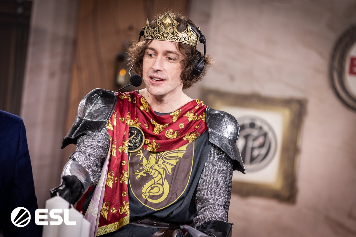 ESL Dota2 tweet media