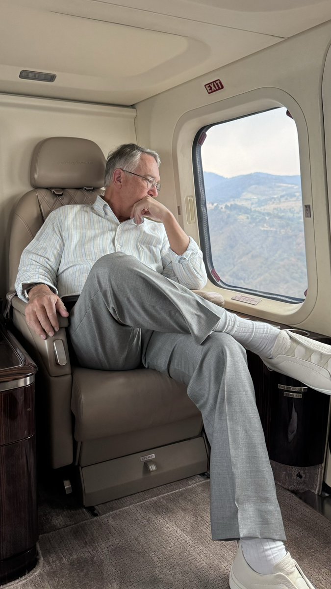 RicardoBSalinas's tweet image. AMLO, fiel a su característica de #Gobiernicola mentiroso… dice que yo no permito la libertad de expresión de los conductores de @Azteca.

Da PENA verlo mentir de frente y en público. Ni AMLO ni el #BañaGatos de @JesusRCuevas le hacen honor a la investidura presidencial.

Y la…