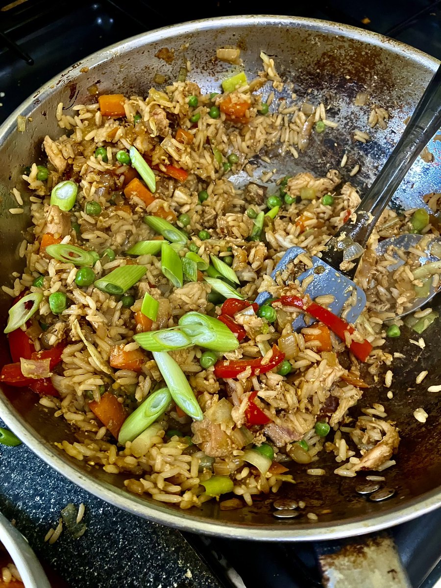 Leftover chicken. Let’s make a stir fry with Hoisin, soy, sesame oil and fresh chopped veggies and an egg. Trying my chopsticks skills but my arthritis in my hands not so keen. #chickenstirfry #stirfry #nofoodwaste #leftoverchicken