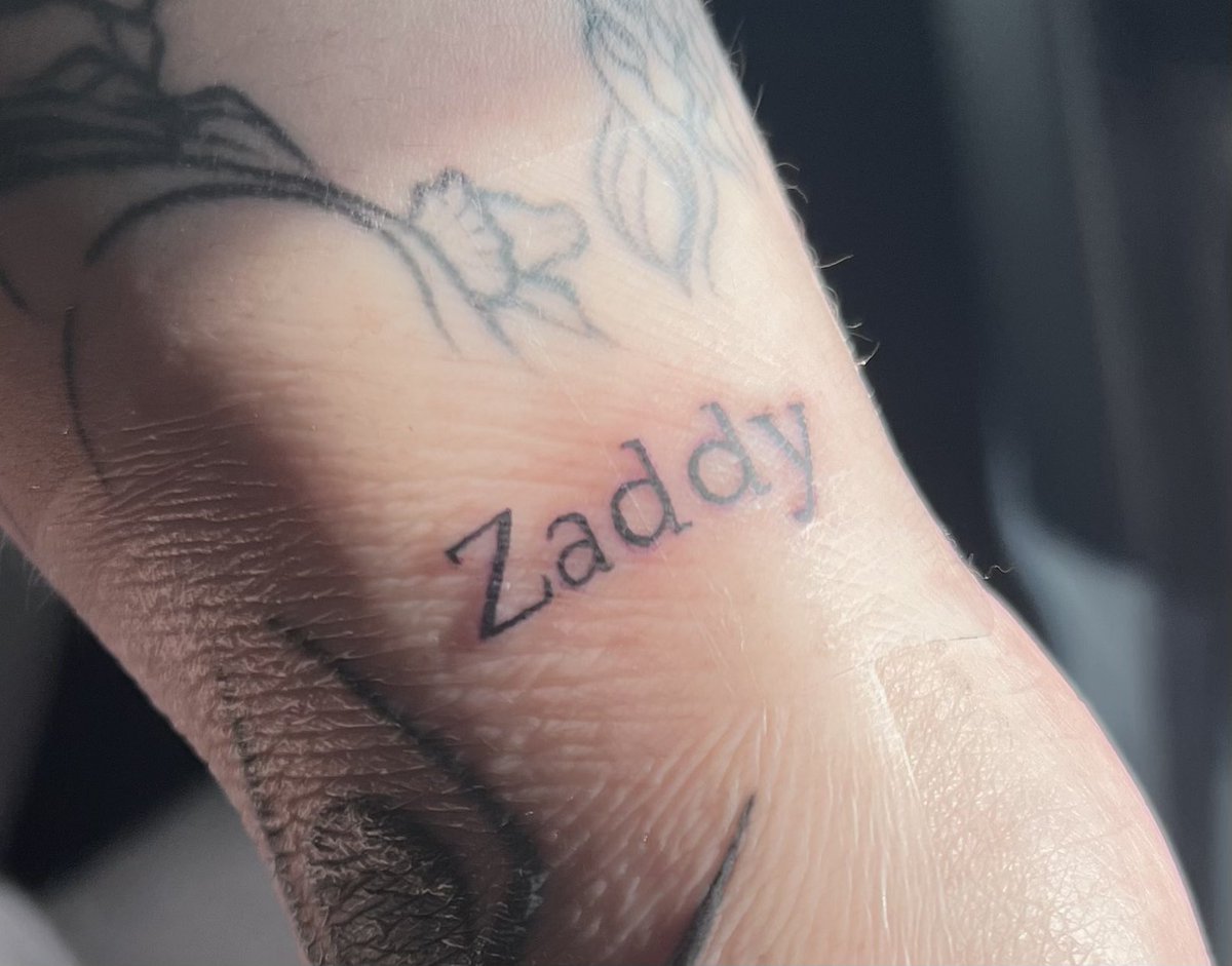 Baddy Zaddy 😌
#OurFlagMeansDeath 
#Zaddy